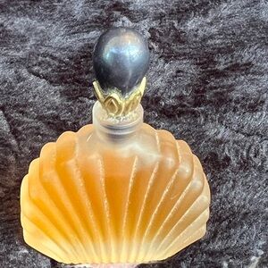 Black Pearls Elizabeth Taylor Glass Eau De Parfum Full Bottle